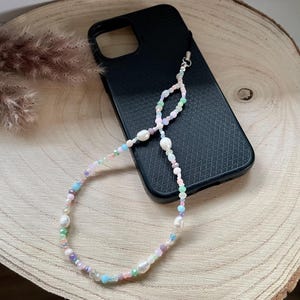 Chaîne de téléphone portable pendentif de téléphone portable blanc, crème & couleurs pastel pastel tons pastel - perles d'eau douce, perles de verre taillées