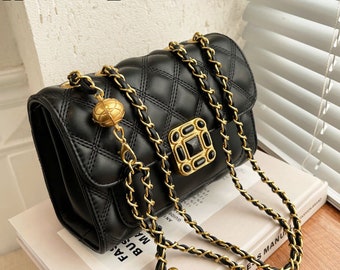 Woman PU Leather Quilted Flap Diamond Lattice Pattern Metal Chain Handbag