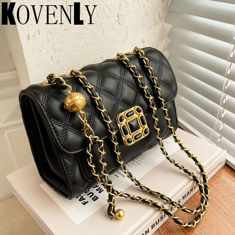 chanel beauty lock flap bag