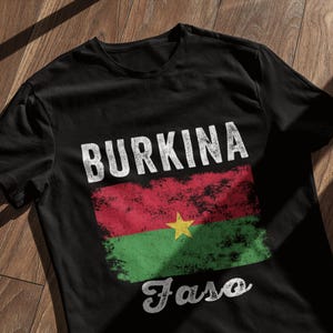 Burkina Faso Flag Vintage Burkinabe Flag T-Shirt