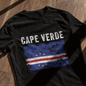 Cape Verde Flag Distressed T-Shirt
