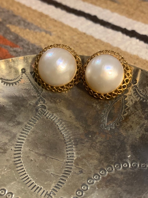 Vintage 14K Gold Mabe Pearl Clip On Earrings,Mabe… - image 2
