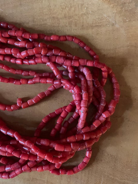 Vintage Native American Red Coral Necklace, stran… - image 7