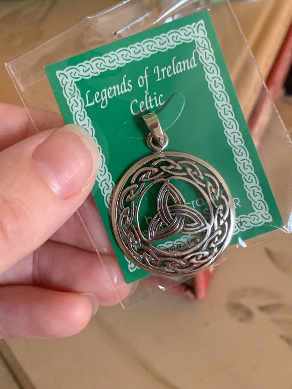 Sterling Silver Celtic Knot,Trinity Knotwork Penda