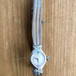 Vintage Bulova Ladies 10kt Gold Diamond Cocktail Watch