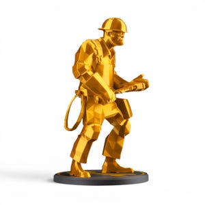 Team Fortress 2 Engineer Figurine, Low Poly TF2 Prop