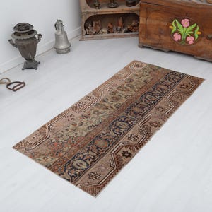 Vintage Turkish Oushak Rug: 2x5 Wool Anatolian Rug