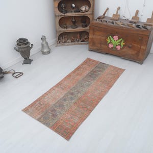 Vintage Turkish Oushak Rug: 2x5 Small Neutral Anatolian Rug