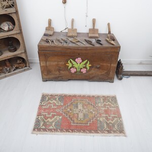Vintage Turkish Mini Rug: Cotton Wool Doormat (3.1 x 1.9 ft)