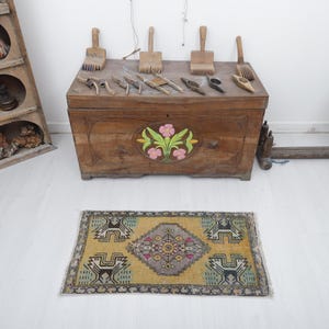 2x3 Door Mat Rug, Turkish Mini Rug, Vintage Mini Rug, Oushak Mini Rug, 2x3 Anatolian Rug, 2x3 Mini Rug,2x3 Wool Door Mat,Soft Door Mat,24443