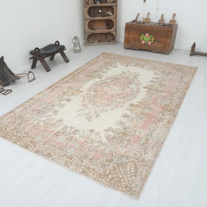 Oversize Vintage Turkish Oushak Rug 6x10: Neutral Anatolian Rug