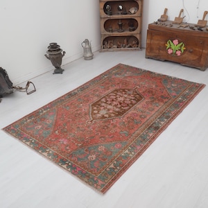Handmade Wool Oushak Rug 5x7: Vintage Turkish Anatolian Rug