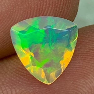1.00cts Ethiopian Opal, Bright Opal, Fire Opal, Ethiopian Welo Opal, Sparkling Opal, 5/5 Opal, Top Quality Opal|EPO-943|8.9*4.2mm