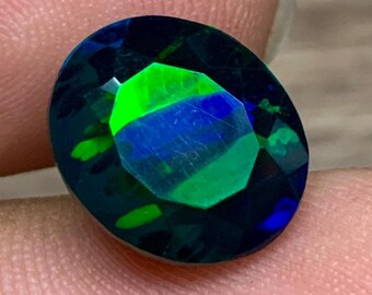 3,15 cts - Ópalo negro, Ópalo de fuego brillante raro, Ópalo de fuego, Ópalo para hacer joyas, Opa, Ópalo de fuego fuerte y llamativo / EPO-887 / 11,4 x 9,6 x 6,9 mm