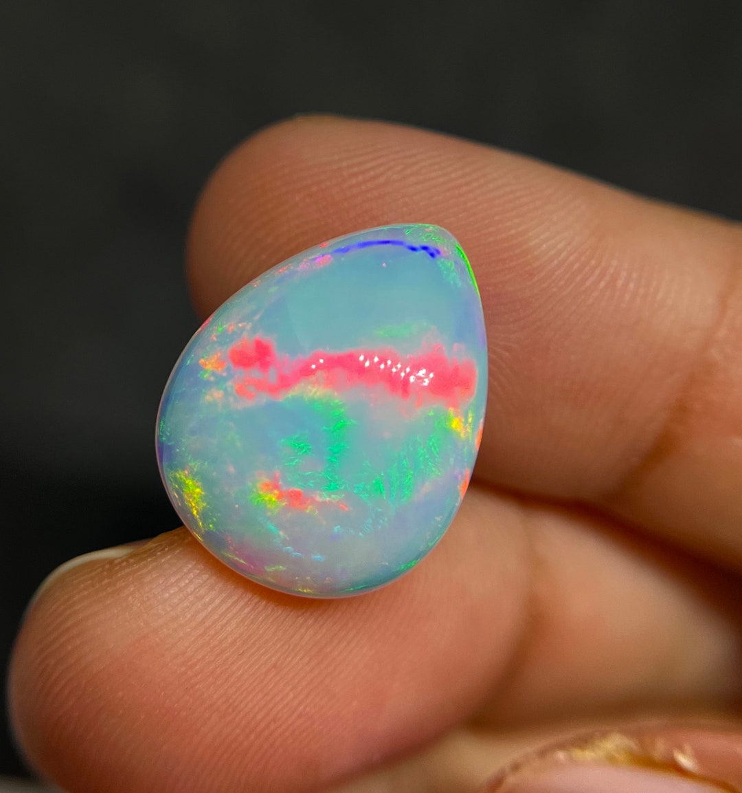 Buy 8 Cts Chaff Bright Neon Pattern Ethiopian Welo Opal Having Online ...