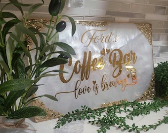 Weiß und Gold personalisiertes Kaffeeschild für Kaffeebar | Kunst für Küche und Wohnzimmer: S _ XL