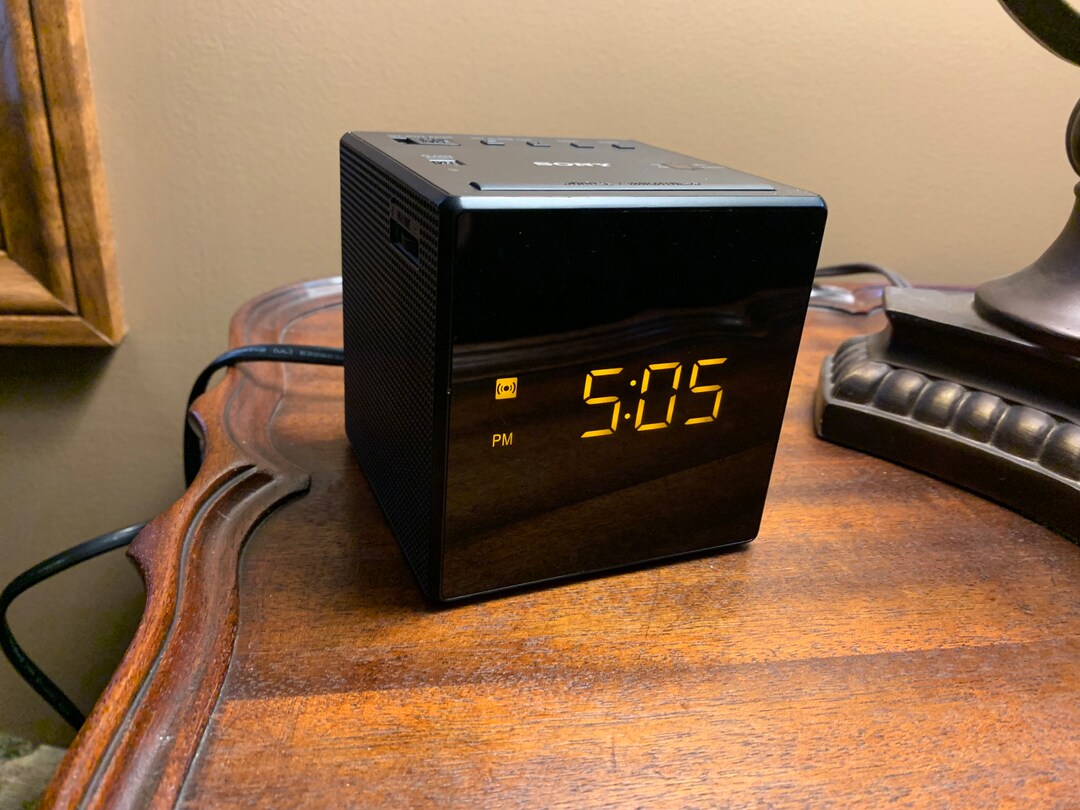 Sony Cube Alarm Clock Radio Model ICFC1 good Condition Etsy