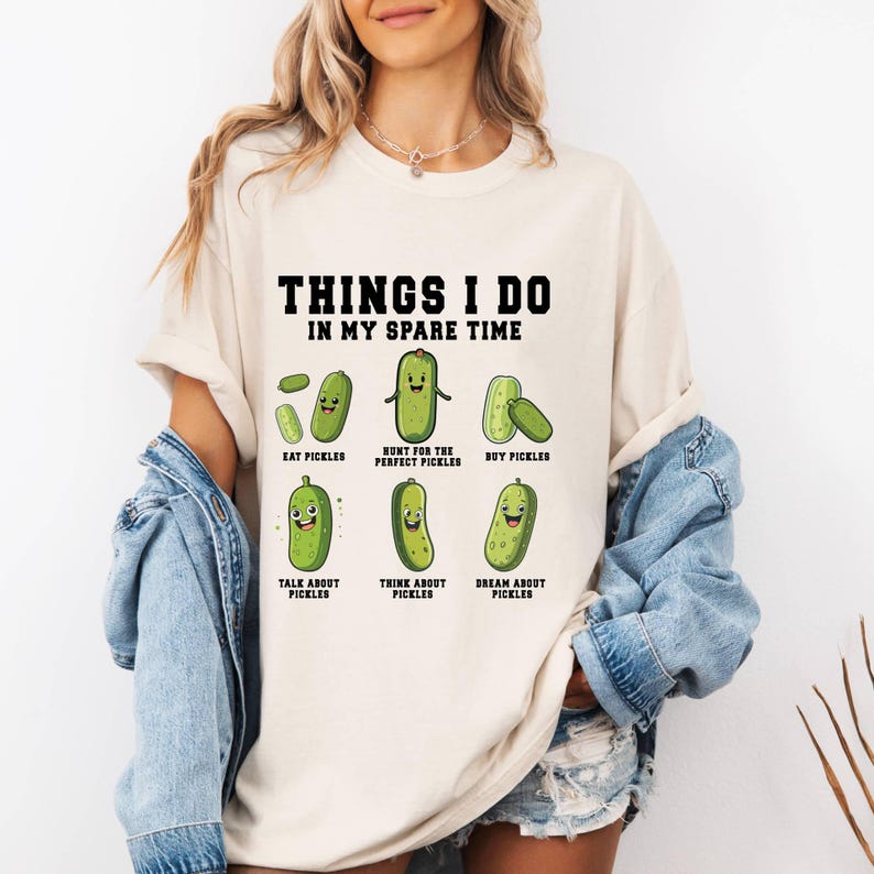 Comfort Colors© Funny Pickles Shirts,Pickle Shirt Gift For Pickle Lover,Funny Canning Shirt Birthday Gift,Things I Do In My Spare Pickle Jar immagine 2