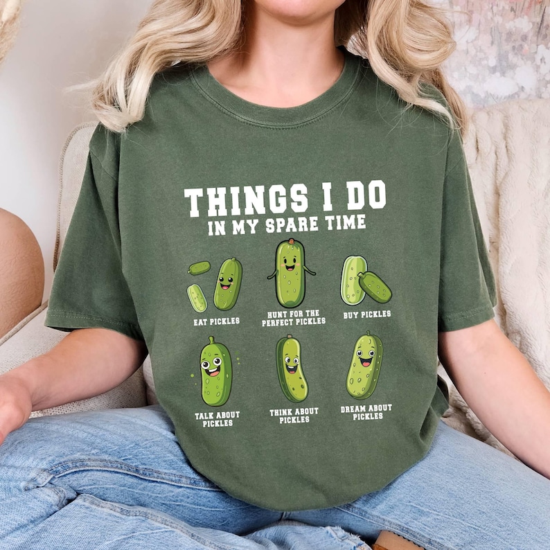 Comfort Colors© Funny Pickles Shirts,Pickle Shirt Gift For Pickle Lover,Funny Canning Shirt Birthday Gift,Things I Do In My Spare Pickle Jar immagine 4