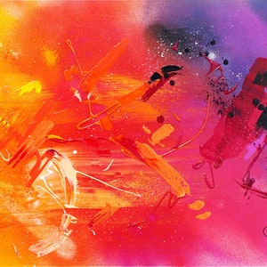 Könnte beinhalten: Abstraktes Gemälde mit einer lebendigen Farbpalette. Das Kunstwerk zeigt eine dynamische Komposition aus Pinselstrichen und Spritzern in Gelb-, Orange-, Rot-, Rosa-, Lila- und Weißtönen. Das Gemälde erzeugt ein Gefühl von Energie und Bewegung.