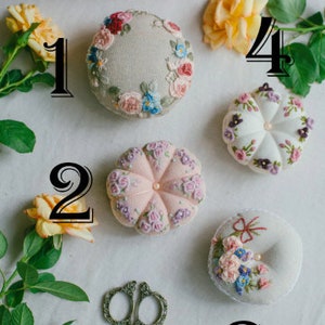 Floral Embroidered Pincushion Handmade, Round Pincushion, Pin Accessory, Pin Keeper, Sewing Room Decor, Gift for Her pumkin cushion 画像 5