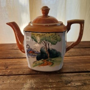 Vintage Porcelain Tea Pot Lusterware Landscape Scene, Japan