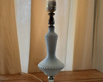 Retro Vintage White Milk Glass Table Lamp