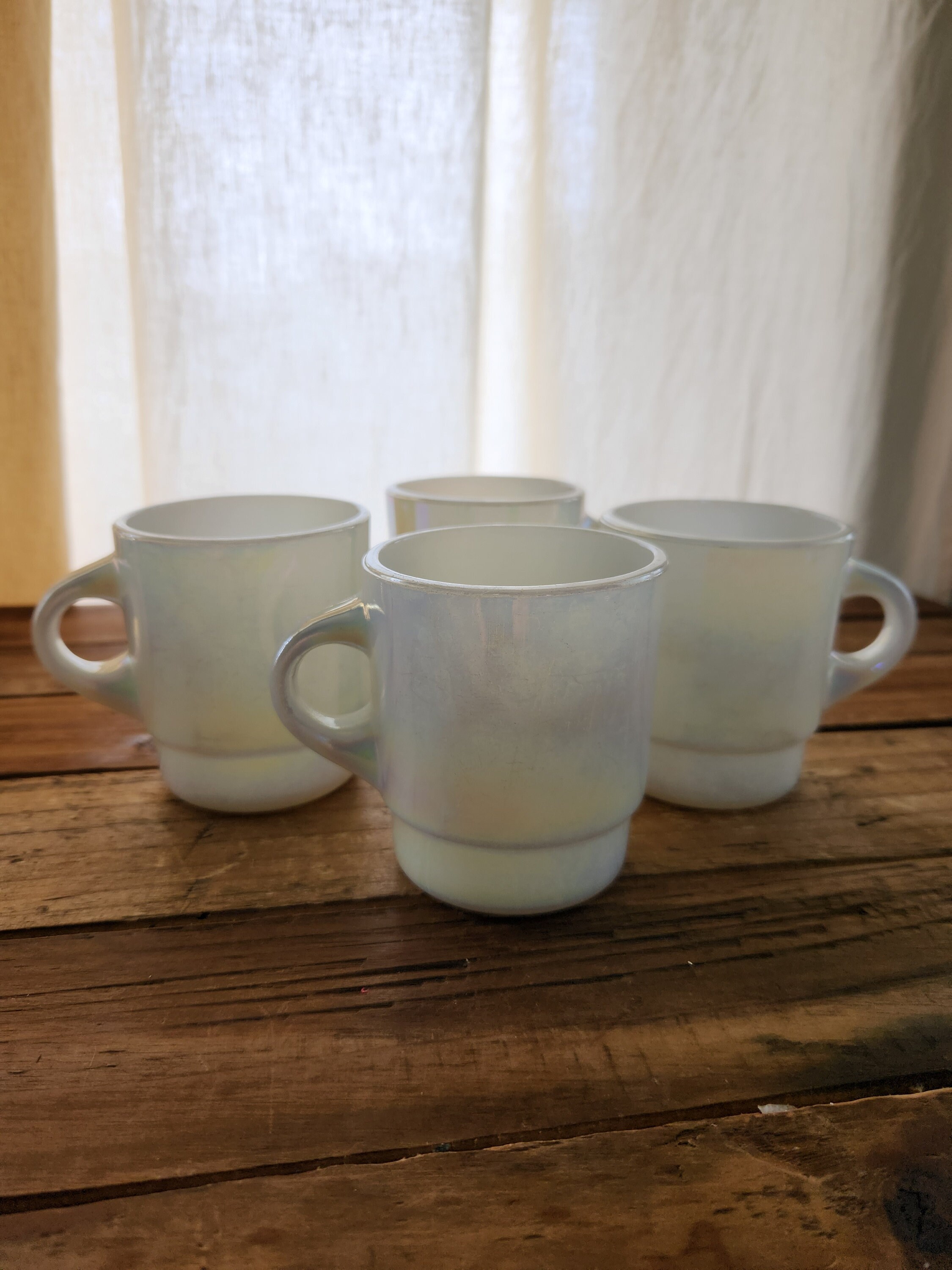 Vintage Set of 4 White Pearl Iridescent Glass Anchor Hocking Fire 