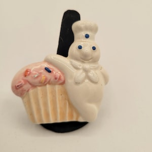 Pilsbury Doughboy fridge magnet