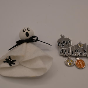 Vintage Halloween Pins