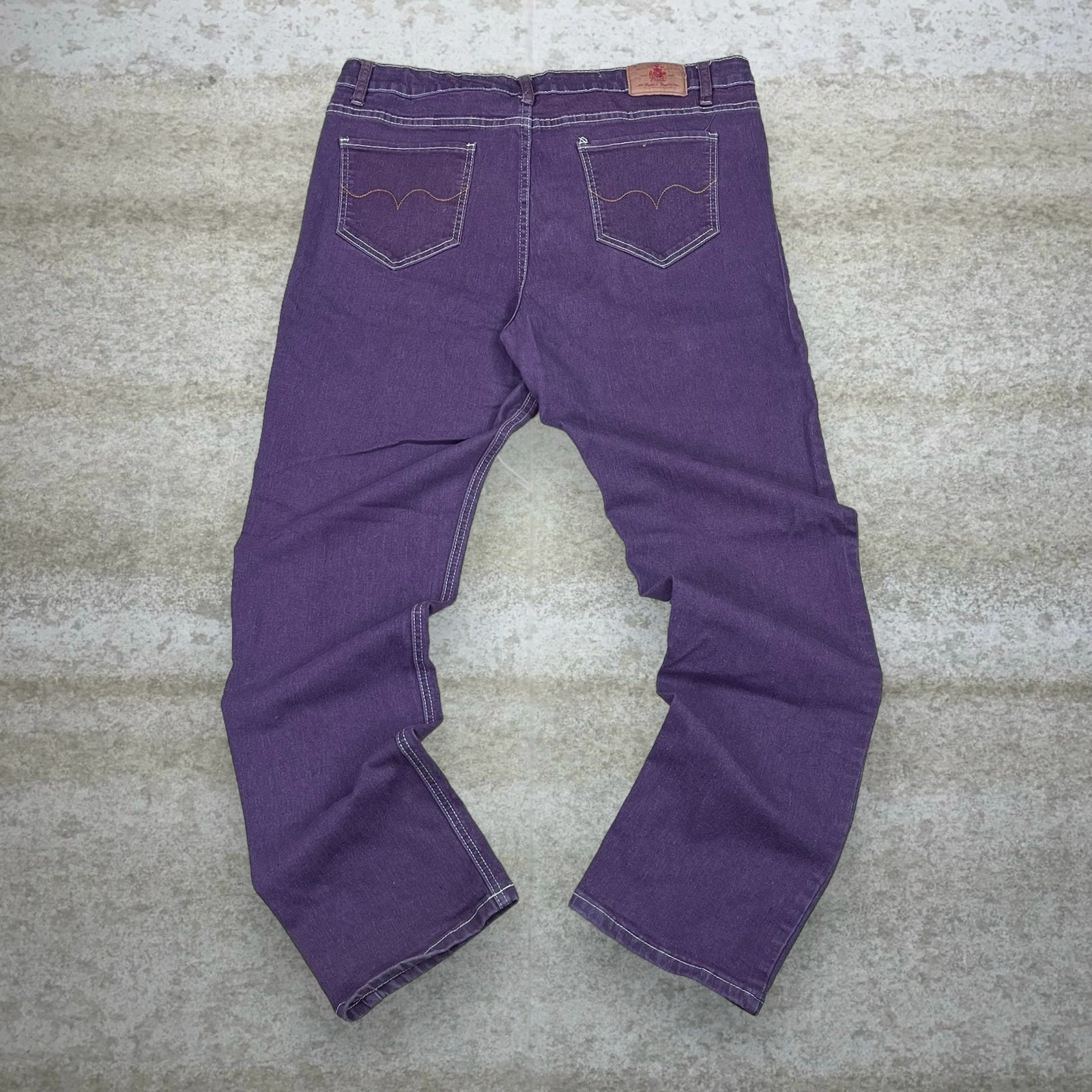Vintage Property Jeans 37x33 Slim Fit Eggplant Purple Wash