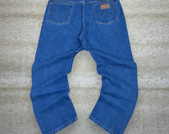 Vintage Y2K Wrangler Jeans 38x30 Relaxed Fit Medium Wash Denim Leather Logo