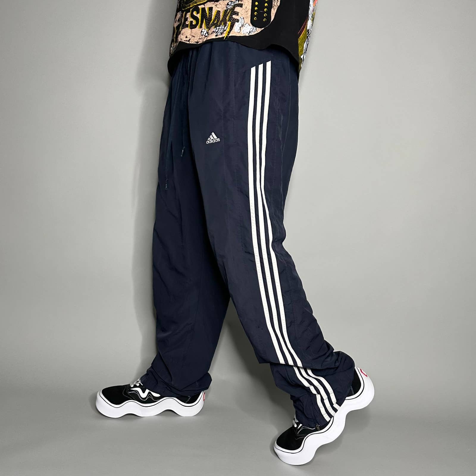 90s 超極太 adidas wide nylon pants y2k teck 90s adidas superwide nylon pants Y2K 90s NIKE super wide nylon