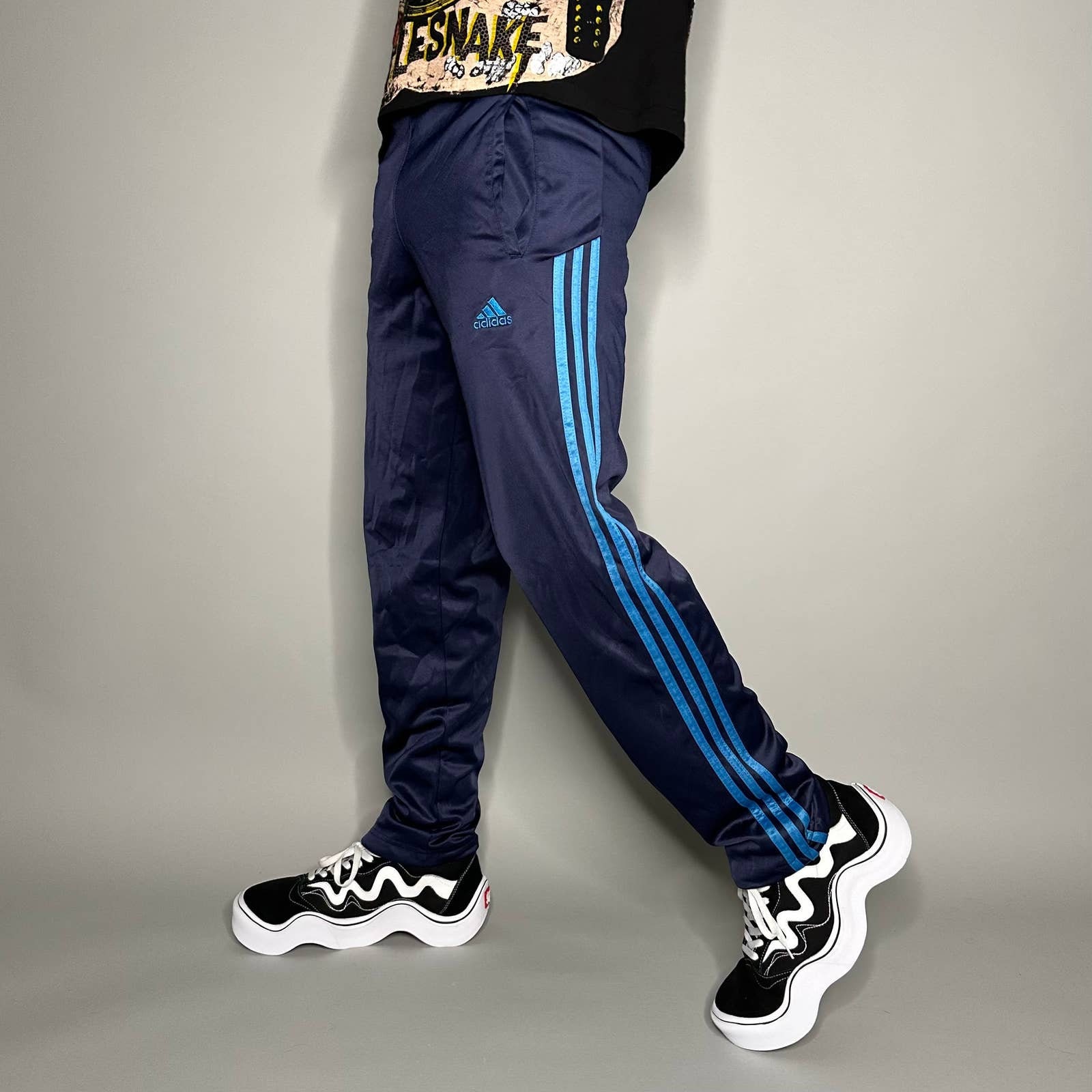 Vintage Adidas Sweatpants Navy Blue Polyester Light 3 Vintage Adidas Sweatpants Navy Blue Polyester Light 3