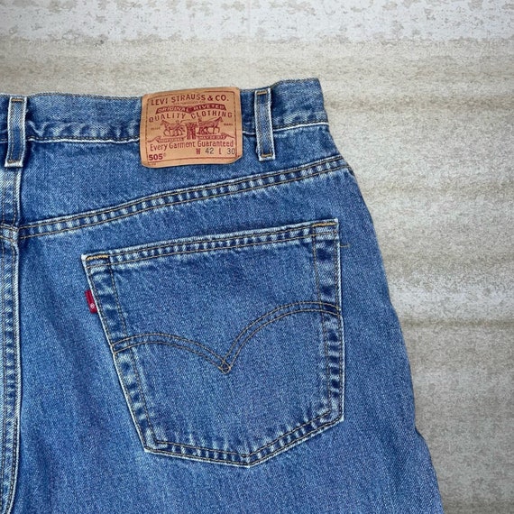 Vintage Levis Jeans 505 Regular Straight Fit Made… - image 3