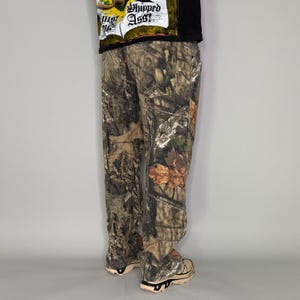 Vintage 90s Mossy Oak Jeans Hunting Camo 38x32 Baggy Wide Leg Woodland image 4