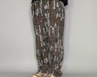 Pantalones Rebark Camo estilo vintage de los 90, talla 40x32, holgados, de pierna ancha, estampado Woodland, hechos en EE. UU.