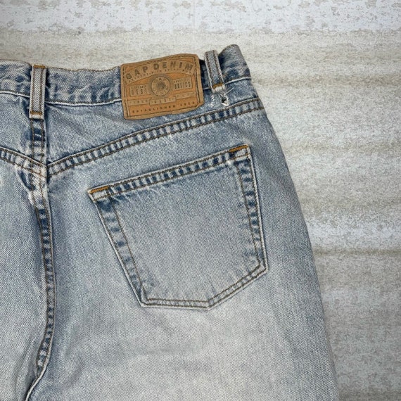 Vintage Gap Jeans 32x30 Reverse Fit Light Wash De… - image 3