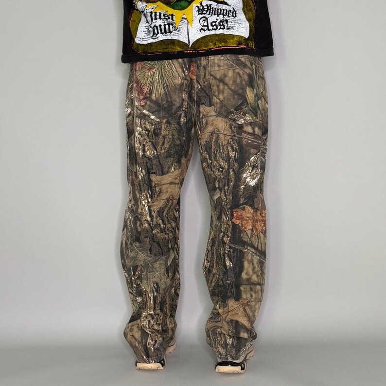 Vintage 90s Mossy Oak Jeans Hunting Camo 38x32 Baggy Wide Leg Woodland image 3