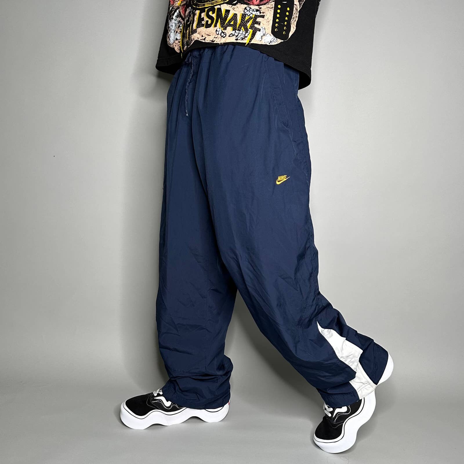 Nike RARE 1990s Baggy Track Pants (XS)