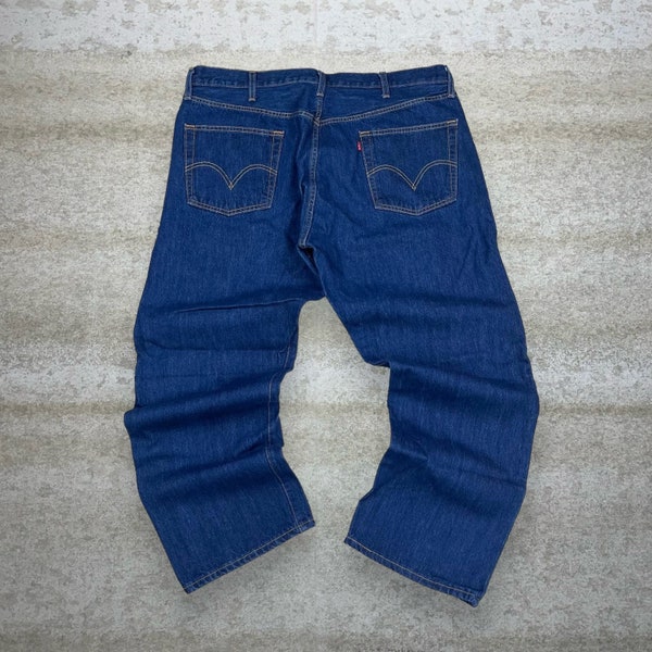 Vintage Levis 501 Straight Fit Jeans Dark Wash Red Tag Y2K