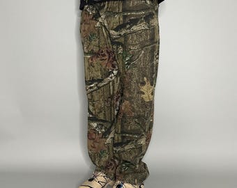 Pantalones de camuflaje Mossy Oak vintage de los 90, talla 38x32, holgados, de pierna ancha, para caza y estilo bosque.