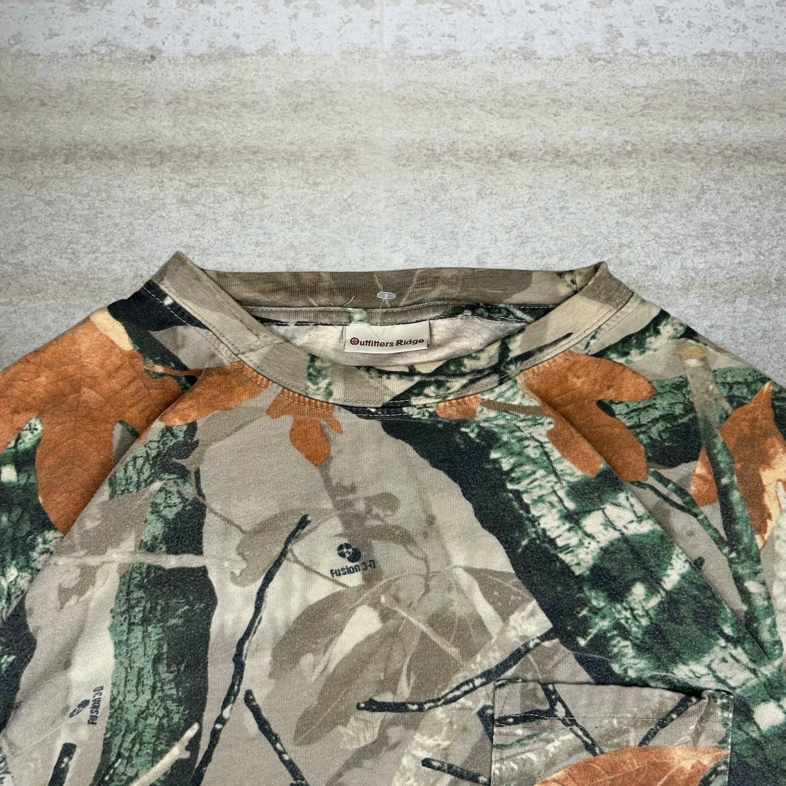 【DISCERNMENT】Tokyo Camouflage Short Sleeve DISCERNMENT】Tokyo Camouflage Short Sleeve (DISCERNMENT/T