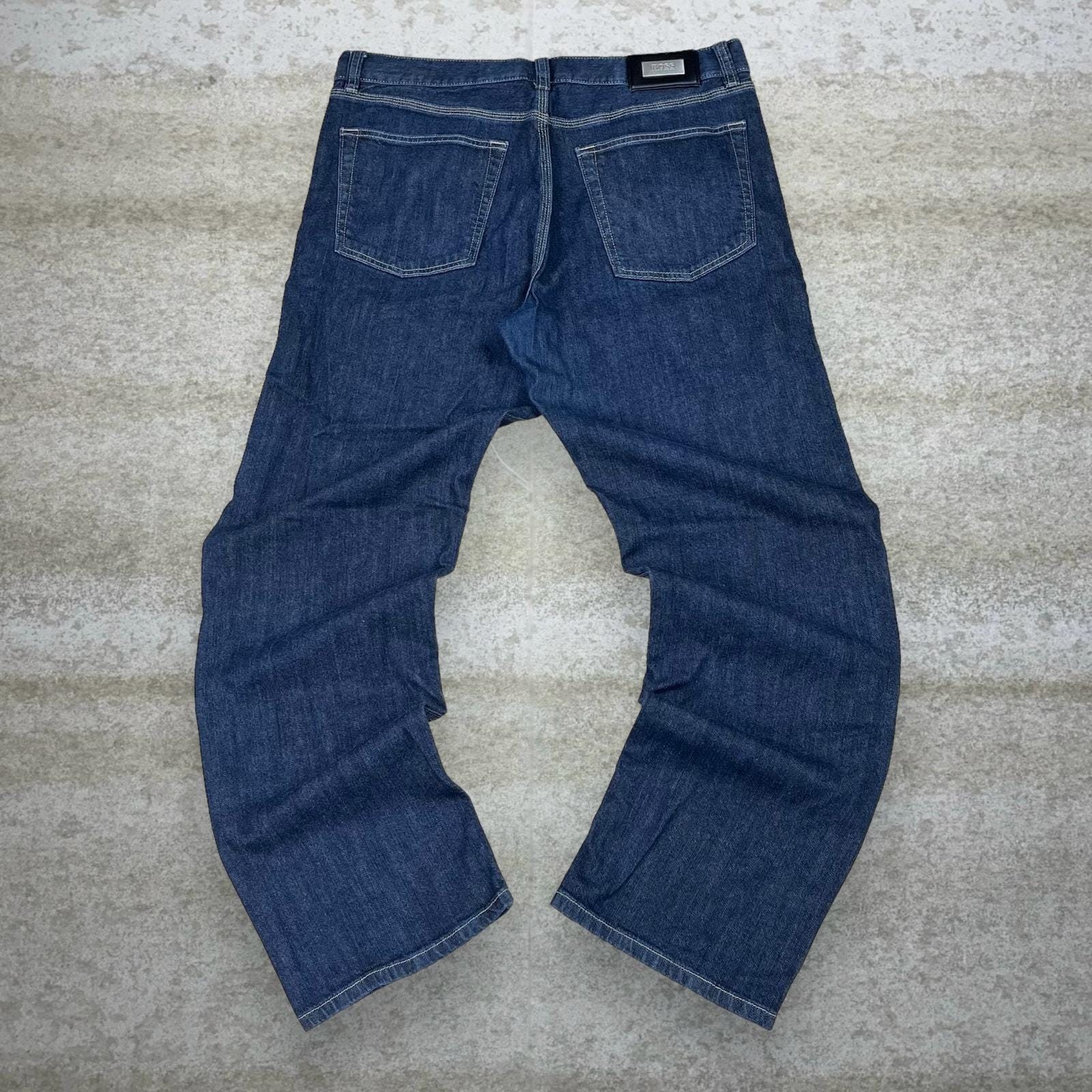 Vintage Hugo Boss Jeans 36x32 Dark Wash Relaxed Fit Denim