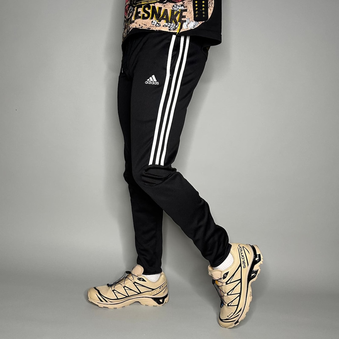 Vintage Adidas Sweatpants Mens M Black Polyester Joggers White 3 Stripes  Soccer Style Slim Fit Y2K - Etsy