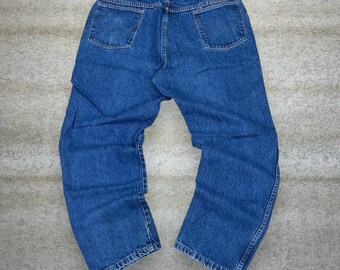 Vintage 90s Wrangler Jeans 36x28 Baggy Wide Leg Fit Medium Wash Denim Rugged