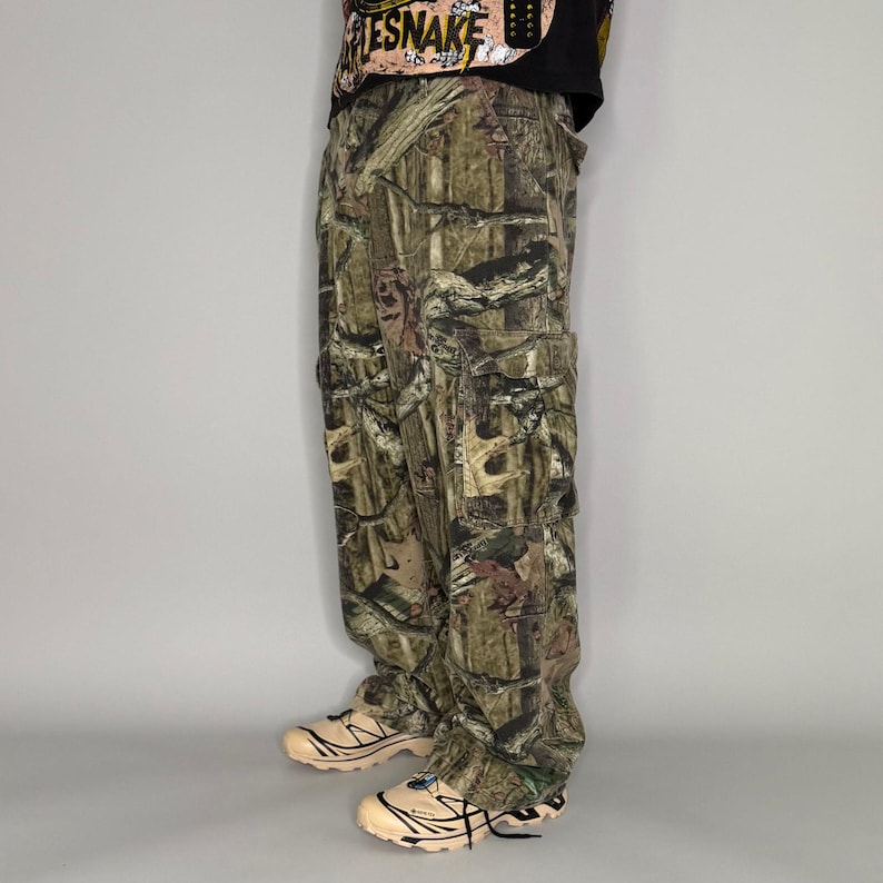 Vintage Y2K Mossy Oak Camo Pants 40x30 Baggy Wide Leg Fit Woodland image 1