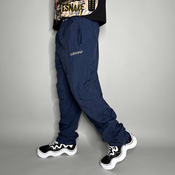nike pants with zipper at ankle