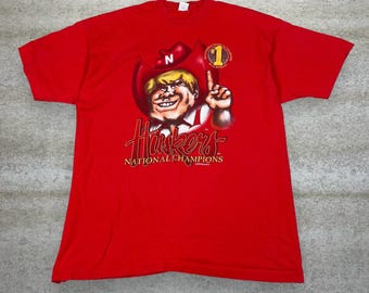 Vintage 90er Jahre Nebraska Shirt Herren 2XL Rot National Champision Herbie Kurzarm