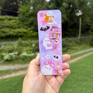 Spooky ghost cute laminated bookmark, Halloween lovers gift, bookish ghost bookmark, ghostly aesthetic bookmark, spooky bookmark